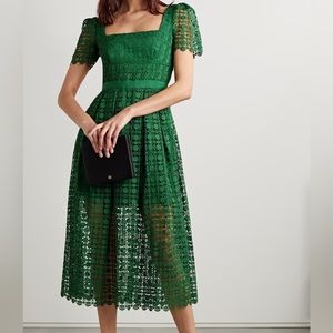 MRSELFPORTRAIT petal lace green dress